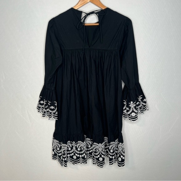 Zara Black Loose-Fit Floral Embroidered Bell Sleeve Tie-Back Dress. Size XS. - Picture 3 of 10